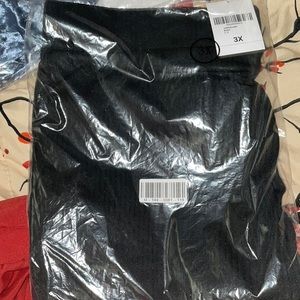 Black textured leggings size 3X. Cotton. Forever 21+. Brand new with tags